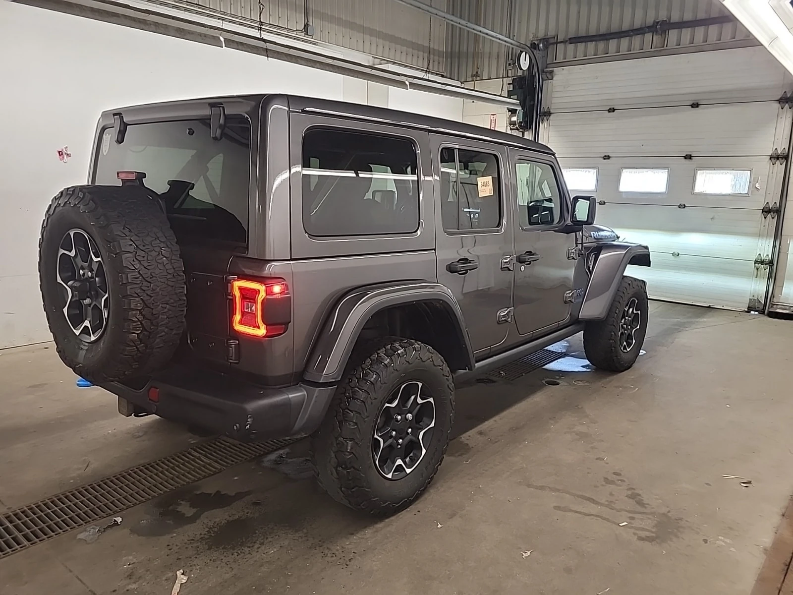 Jeep Wrangler * UNLIMITED RUBICON* АВТОКРЕДИТ* , снимка 3 - Автомобили и джипове - 56090465