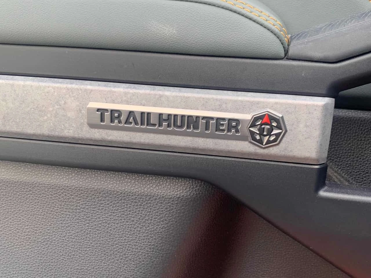 Toyota 4runner * Hybrid * CARFAX * ��� ������������ ������ | Mobile.bg � ����������� 10