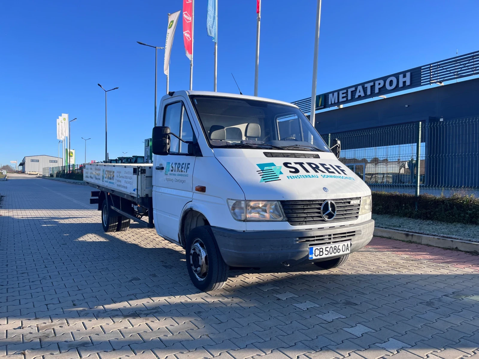 Mercedes-Benz Sprinter 412  - изображение 6