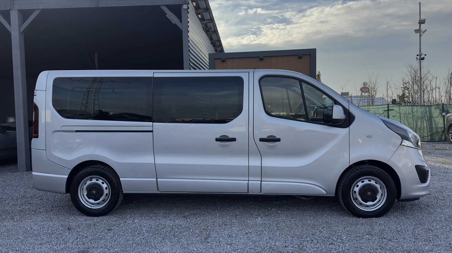 Renault Trafic Maxi 1.6DCi 140кс.BiTURBO 9 места Klima Navi 6ск. - изображение 5