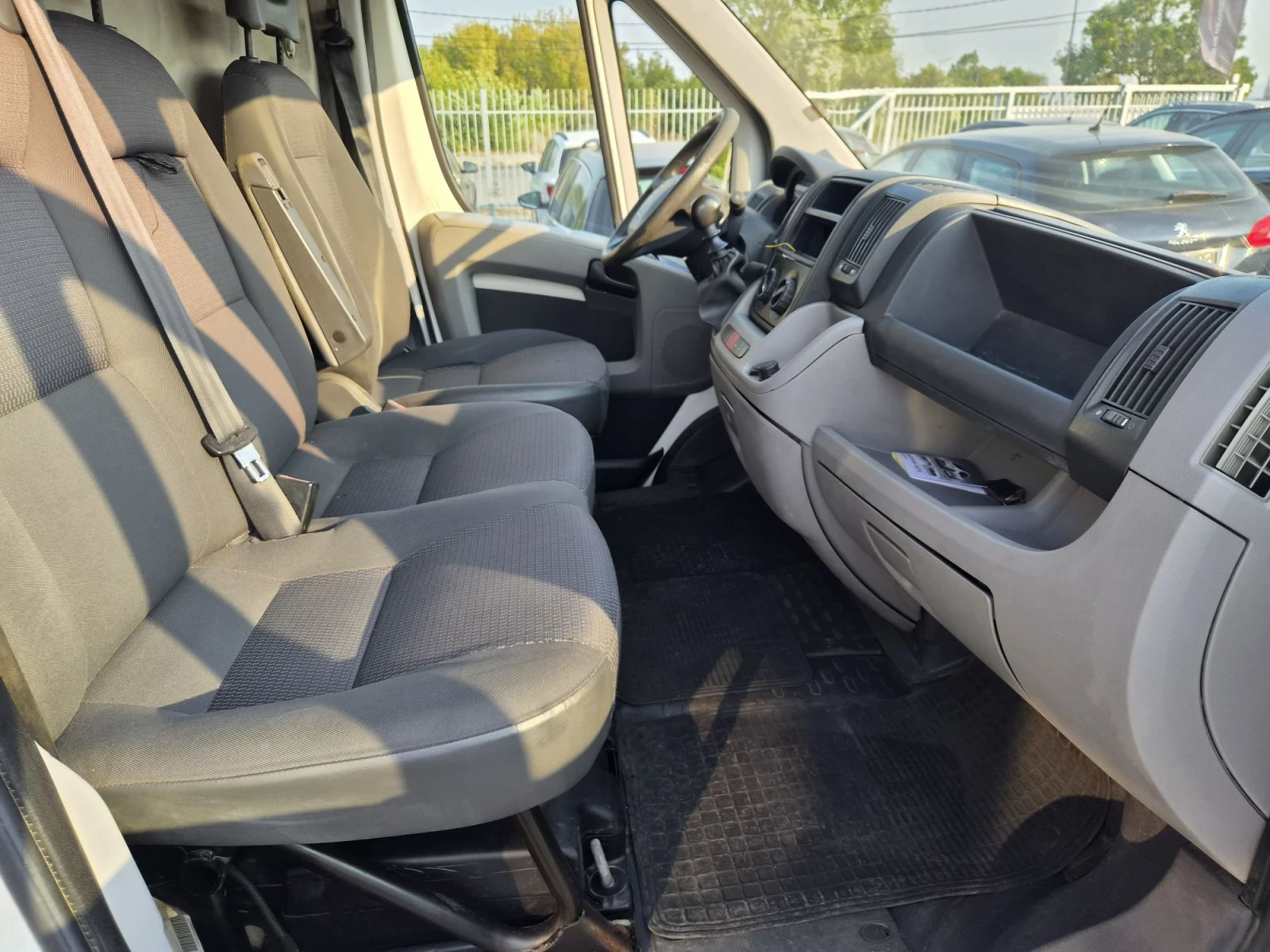 Citroen Jumpy 2.2HDI, снимка 12 - Бусове и автобуси - 56046585
