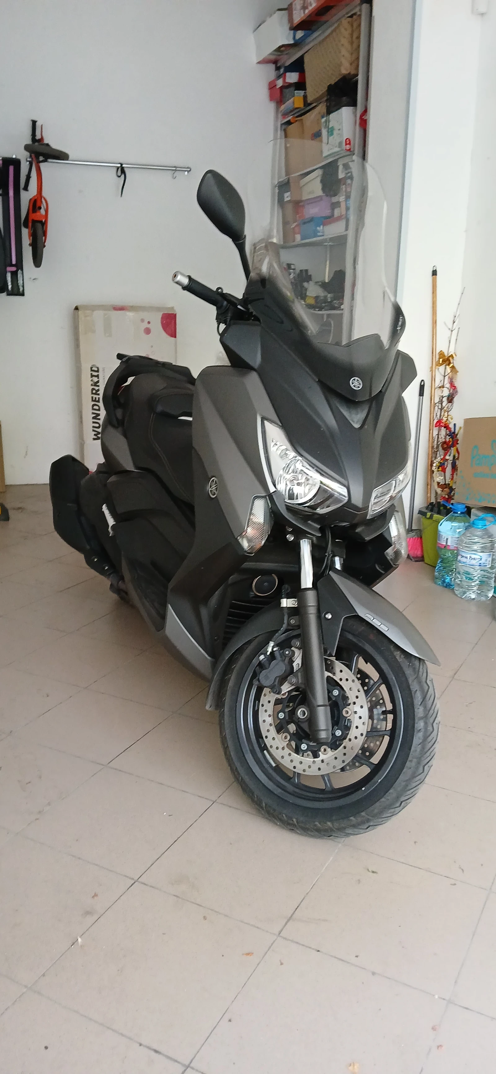 Yamaha X-max 400i