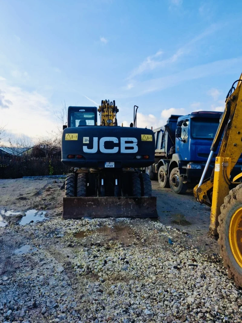 Багер JCB JS175W, снимка 1 - Индустриална техника - 48310893