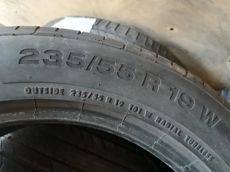 Гуми Летни 235/55R19, снимка 9 - Гуми и джанти - 32081555