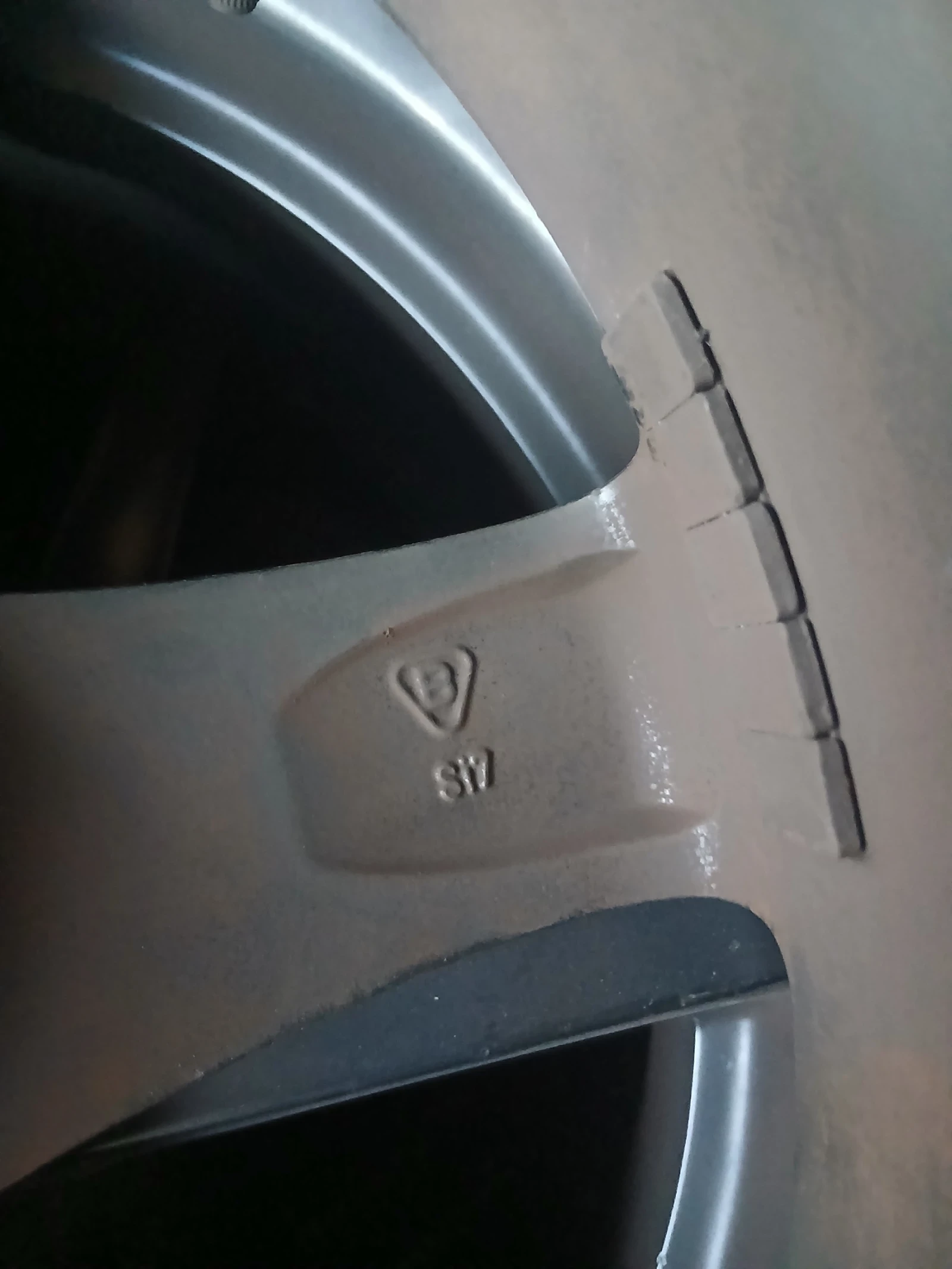 ���� � ������ 235/45R18 | Mobile.bg � ����������� 11