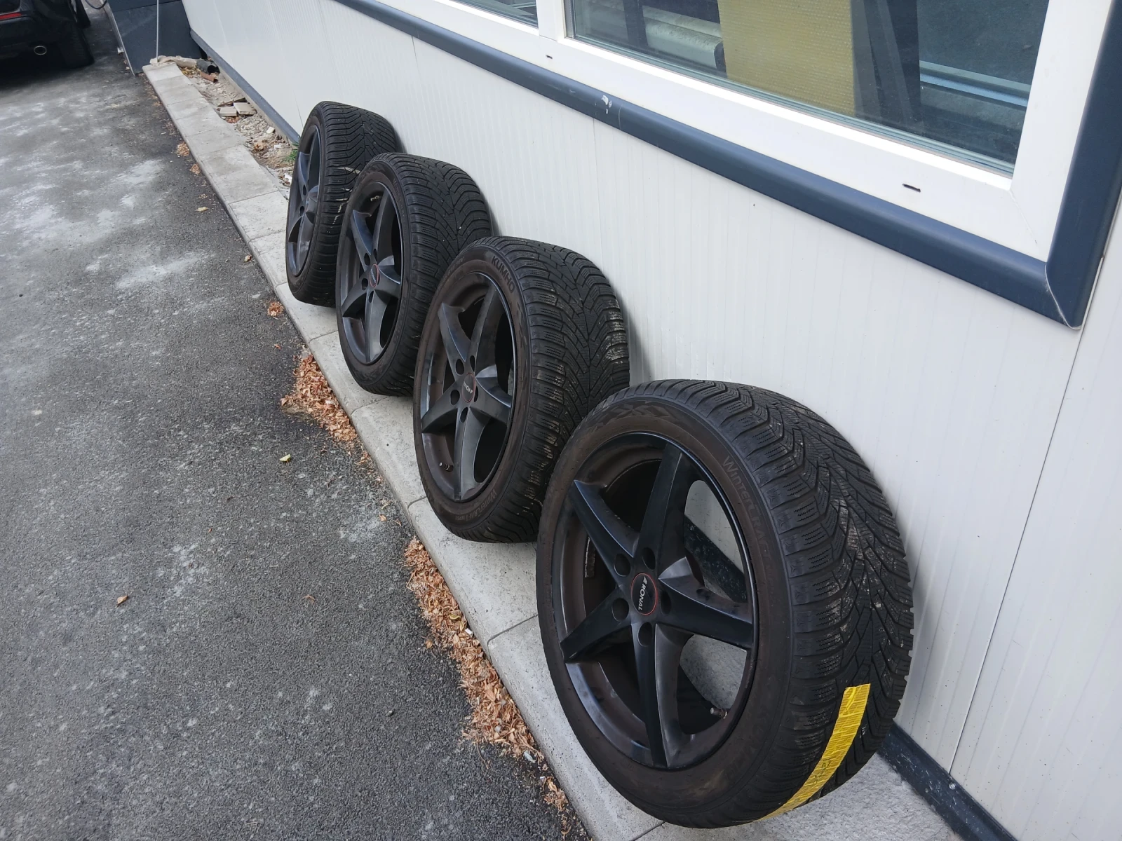 ���� � ������ 235/45R18 | Mobile.bg � ����������� 3