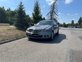 Mercedes-Benz C 220 Капарирана, снимка 1