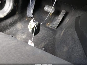 Chevrolet Camaro 3.6L V-6 DI, DOHC, VVT, 335HP Rear Wheel Drive - 10900 € / 21318.55 лв. - 72681381 11