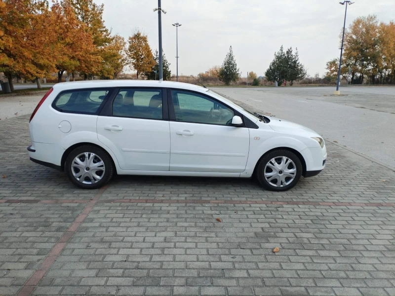 Ford Focus 1.6 Tdci, снимка 7 - Автомобили и джипове - 47913957