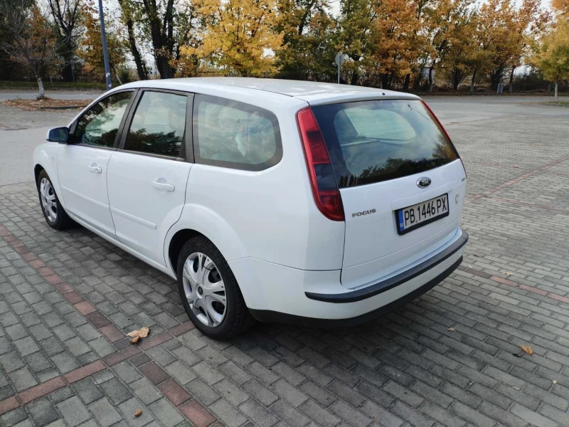 Ford Focus 1.6 Tdci, снимка 4 - Автомобили и джипове - 47913957