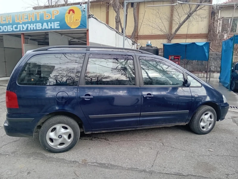 Seat Alhambra, снимка 2 - Автомобили и джипове - 48347587