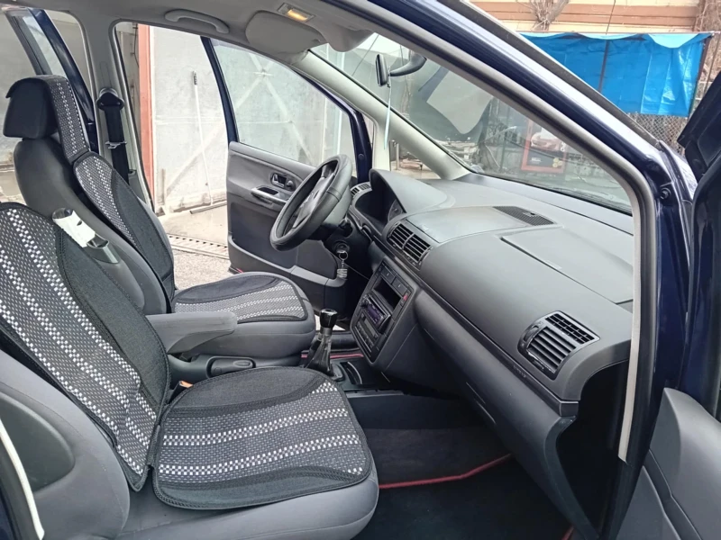 Seat Alhambra, снимка 6 - Автомобили и джипове - 48347587