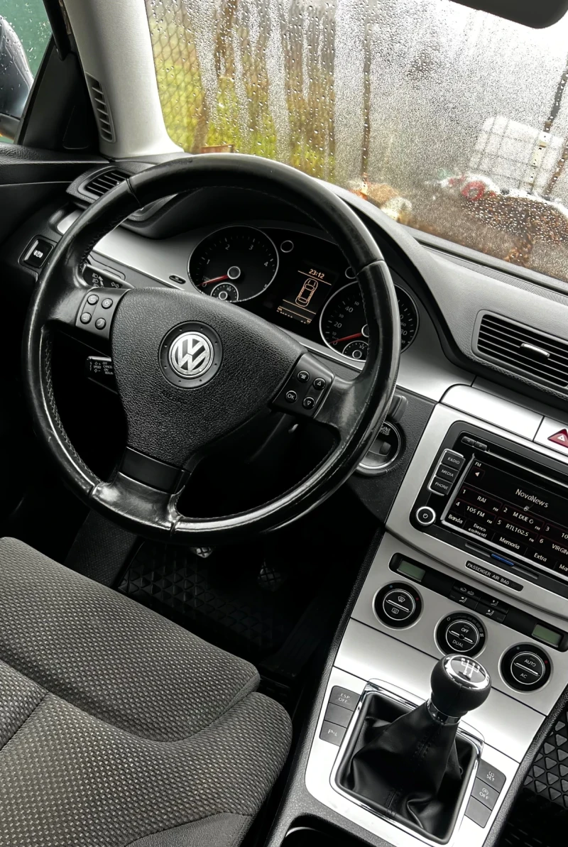 VW Passat 2, 0 tdi , снимка 10 - Автомобили и джипове - 48443071