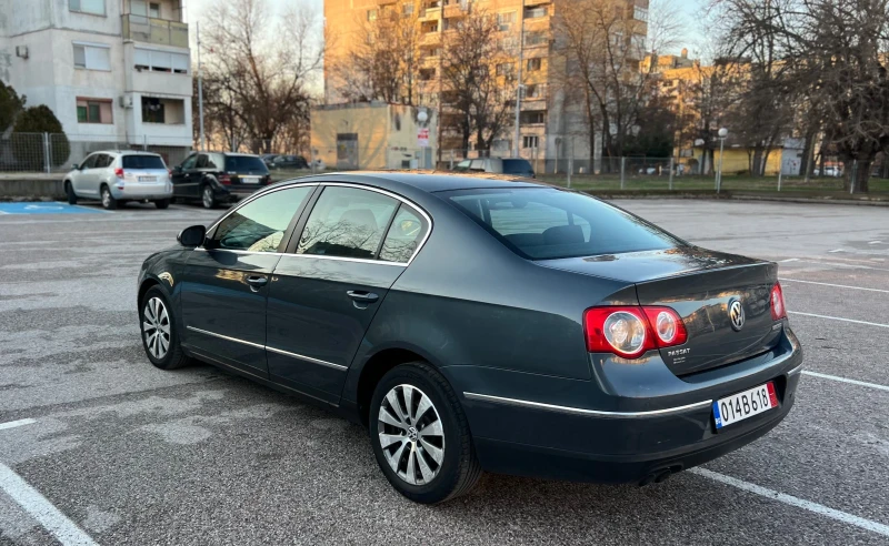 VW Passat 2, 0 tdi , снимка 4 - Автомобили и джипове - 48443071