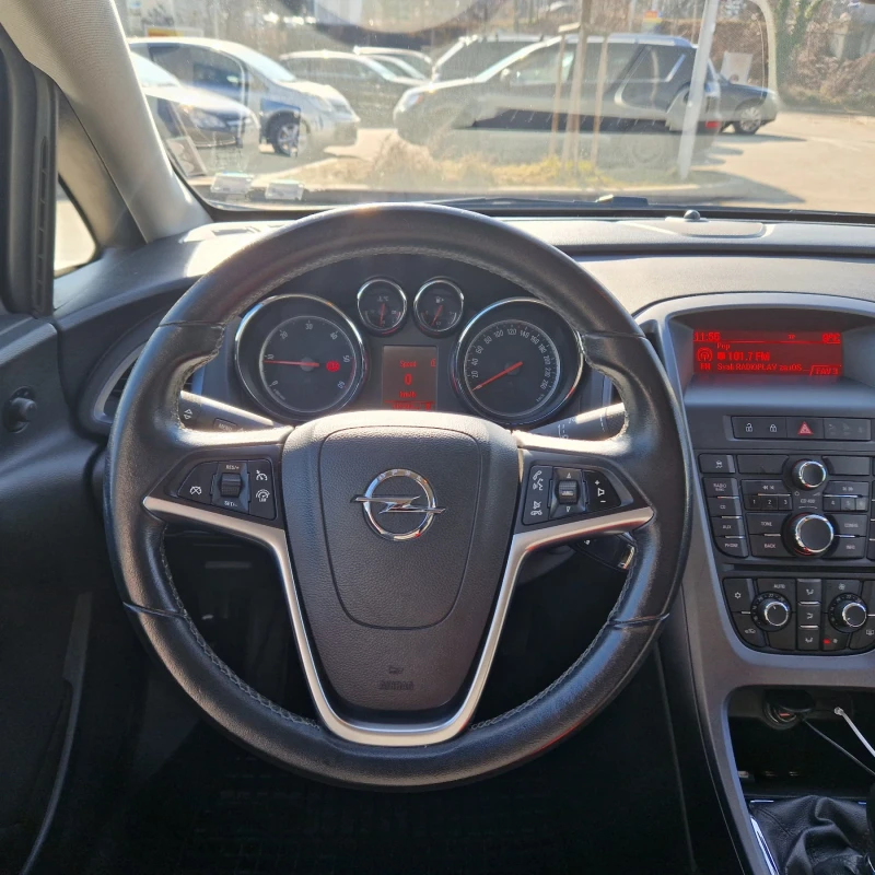 Opel Astra, снимка 10 - Автомобили и джипове - 48927659