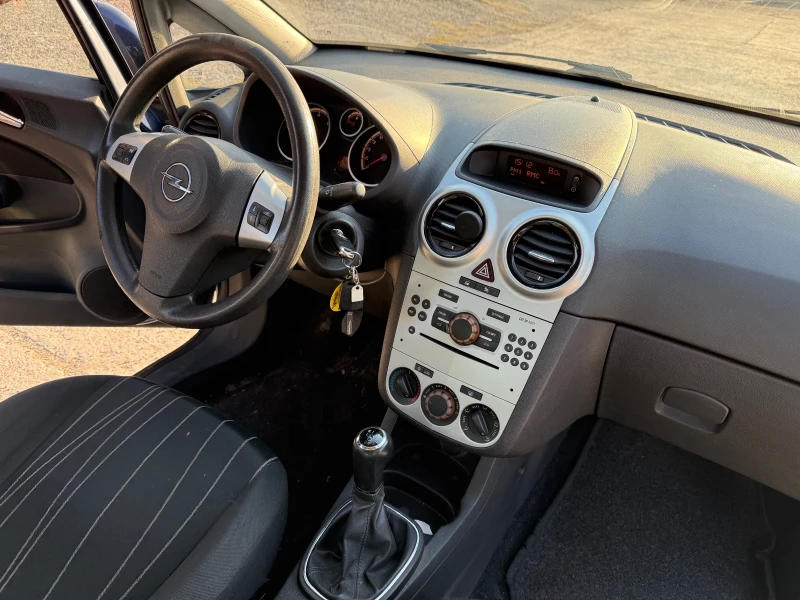 Opel Corsa 1.3 CDTI, снимка 3 - Автомобили и джипове - 49026296