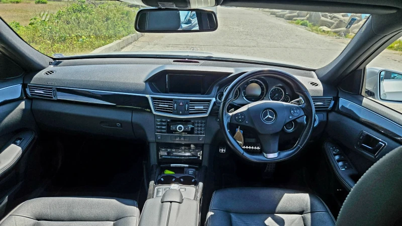 Mercedes-Benz E 350, снимка 13 - Автомобили и джипове - 52180365