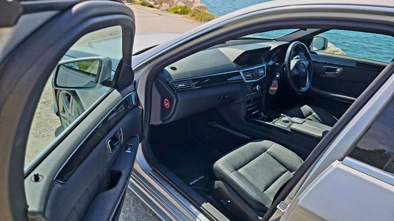Mercedes-Benz E 350, снимка 15 - Автомобили и джипове - 52180365