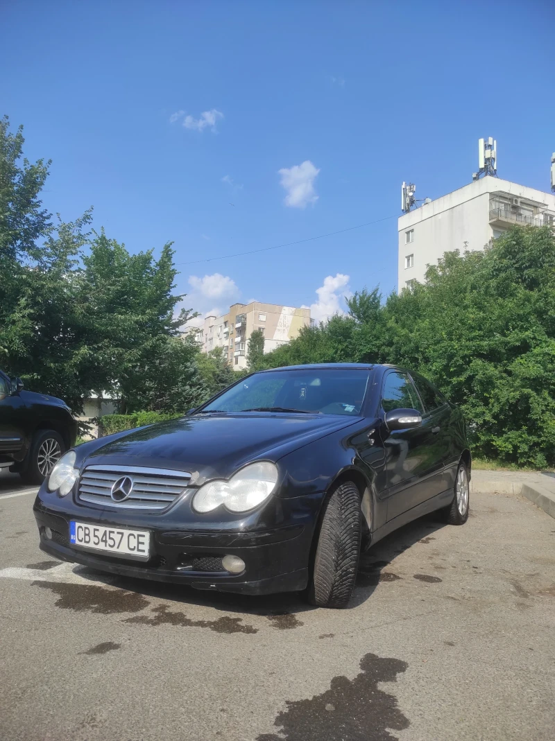 Mercedes-Benz C 220, снимка 2 - Автомобили и джипове - 52935478