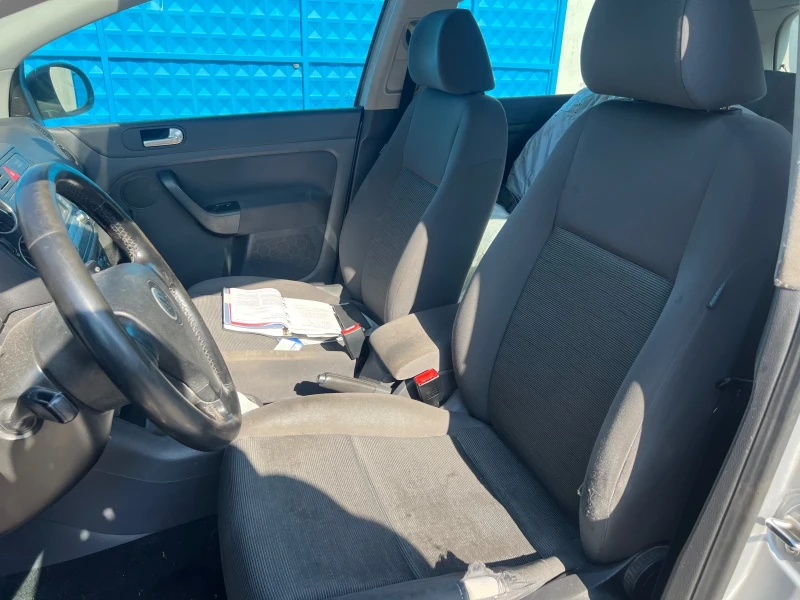VW Golf 5+ 1.9TDI BLS, снимка 7 - Автомобили и джипове - 52645559
