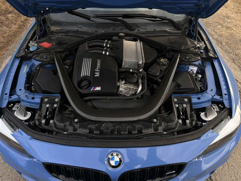 BMW M4 ///M M4Competition, снимка 12 - Автомобили и джипове - 52644326