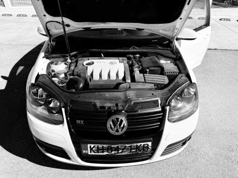 VW Golf GT, снимка 9 - Автомобили и джипове - 53212403