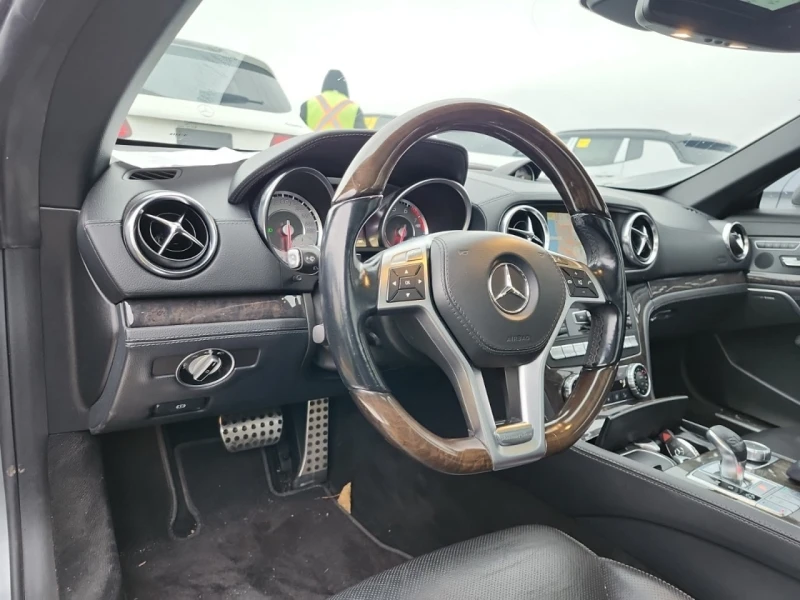 Mercedes-Benz SL 500 * АВТО КРЕДИТ* ЦЕНА ДО БГ * СЕРВИЗНА ИСТОРИЯ * , снимка 8 - Автомобили и джипове - 52494032