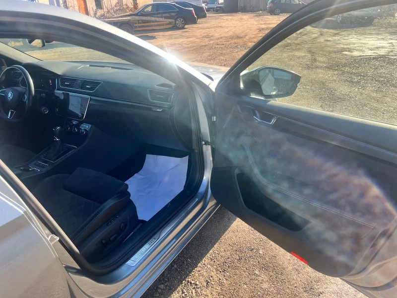 Skoda Superb Sport line, снимка 9 - Автомобили и джипове - 52592727