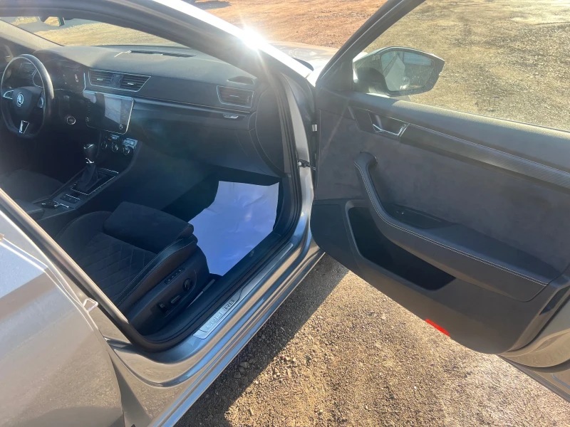 Skoda Superb Sport line, снимка 8 - Автомобили и джипове - 52592727