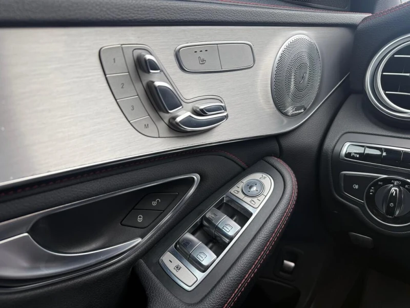 Mercedes-Benz C 43 AMG * CARFAX * БЕЗ ПЪРВОНАЧАЛНА ВНОСКА, снимка 9 - Автомобили и джипове - 53036559
