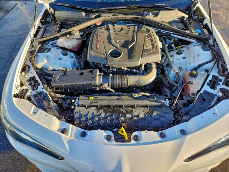 Alfa Romeo Giulia Q4* AWD* ПОДГРЕВ* PANO* KAMERA, снимка 11 - Автомобили и джипове - 53173380