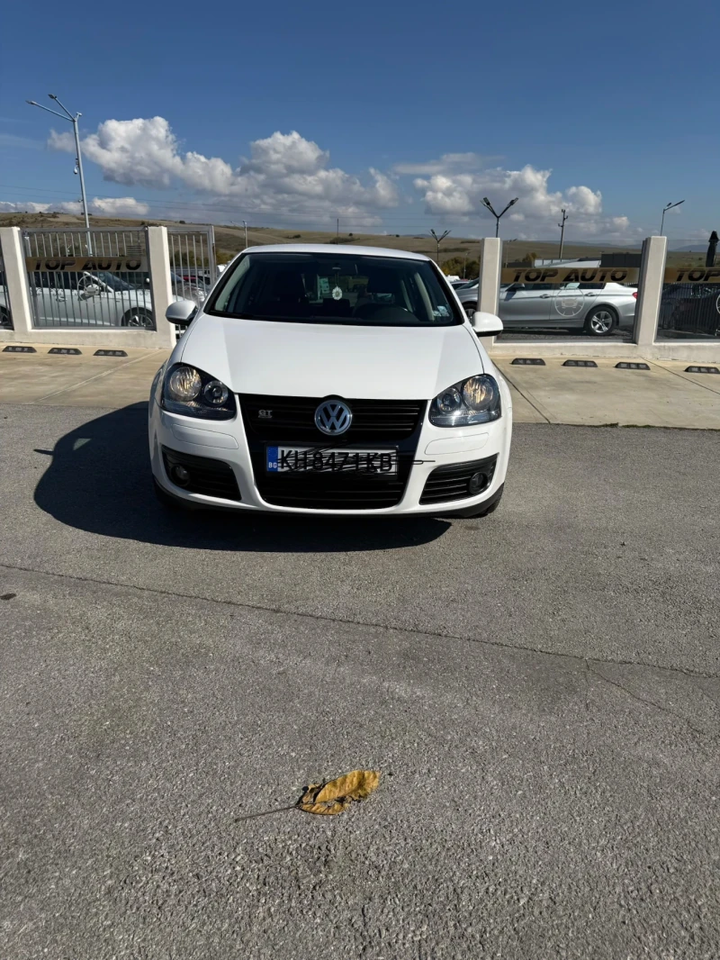 VW Golf GT - 9999 лв. / 5112.41 € - 98363564 1