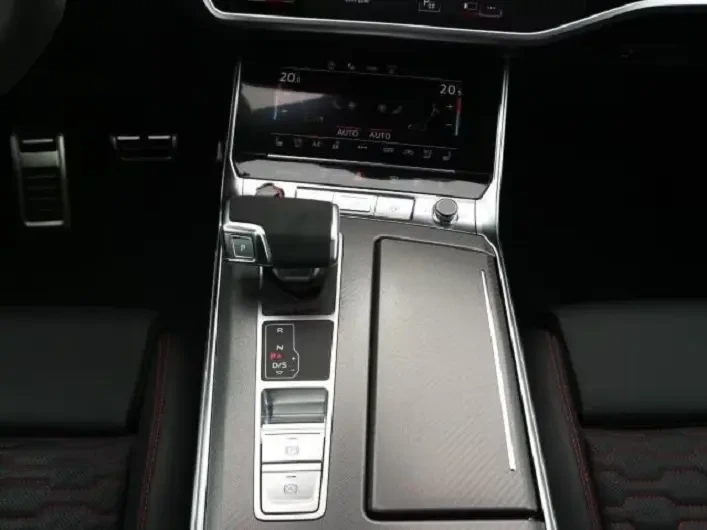 Audi Rs6 Avant Quattro = Black Optic Plus = Гаранция, снимка 12 - Автомобили и джипове - 55475945