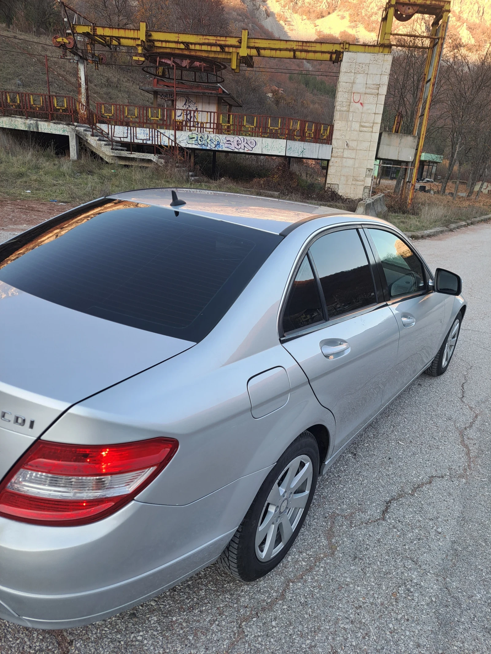 Mercedes-Benz C 220 2.2 CDI 170 к.с. - изображение 9