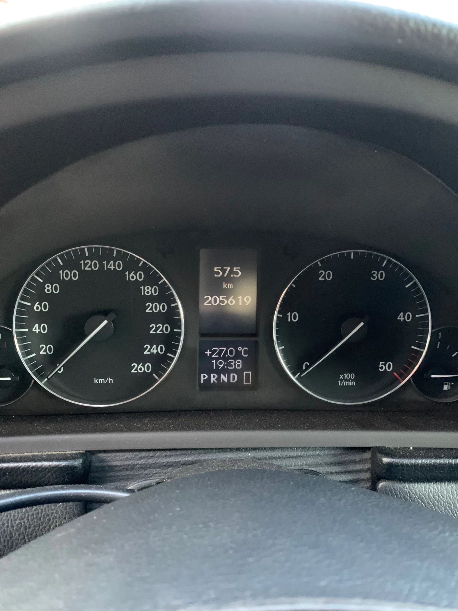 Mercedes-Benz C 270 270CDI, Автоматик - изображение 8