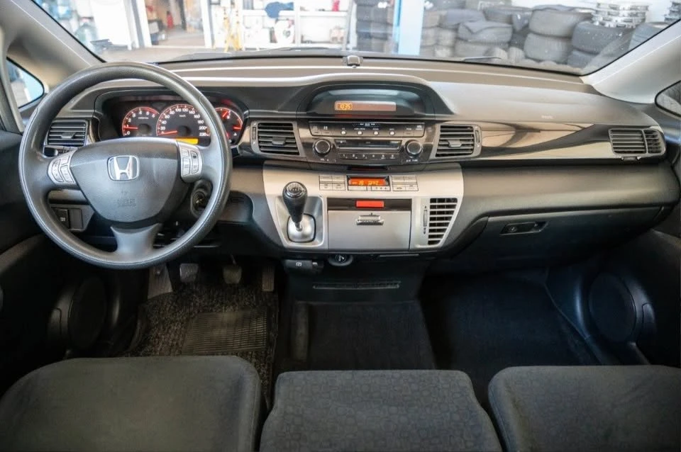 Honda Fr-v  - изображение 3