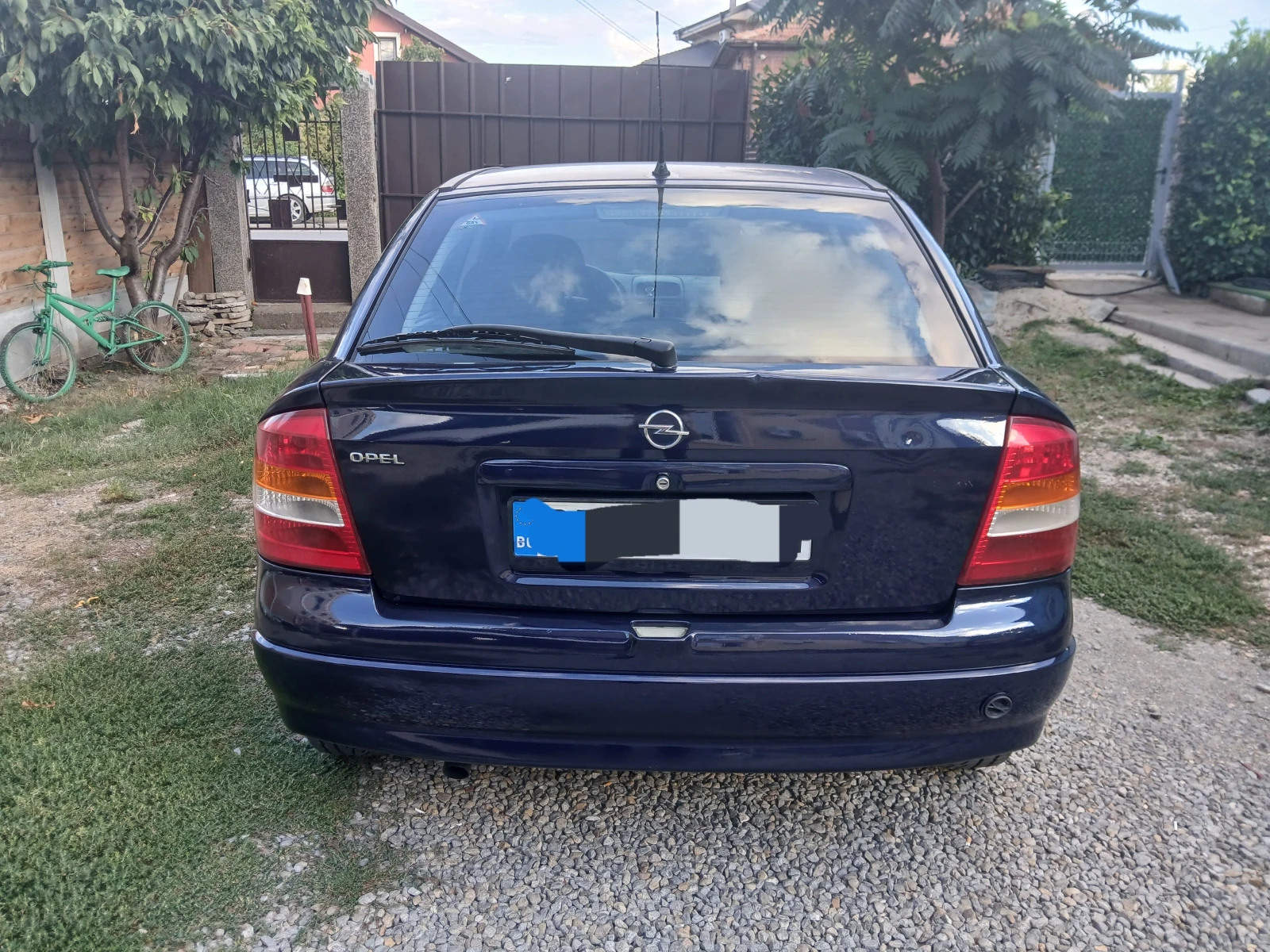 Opel Astra 1.6газ клима  гаражен  - изображение 3