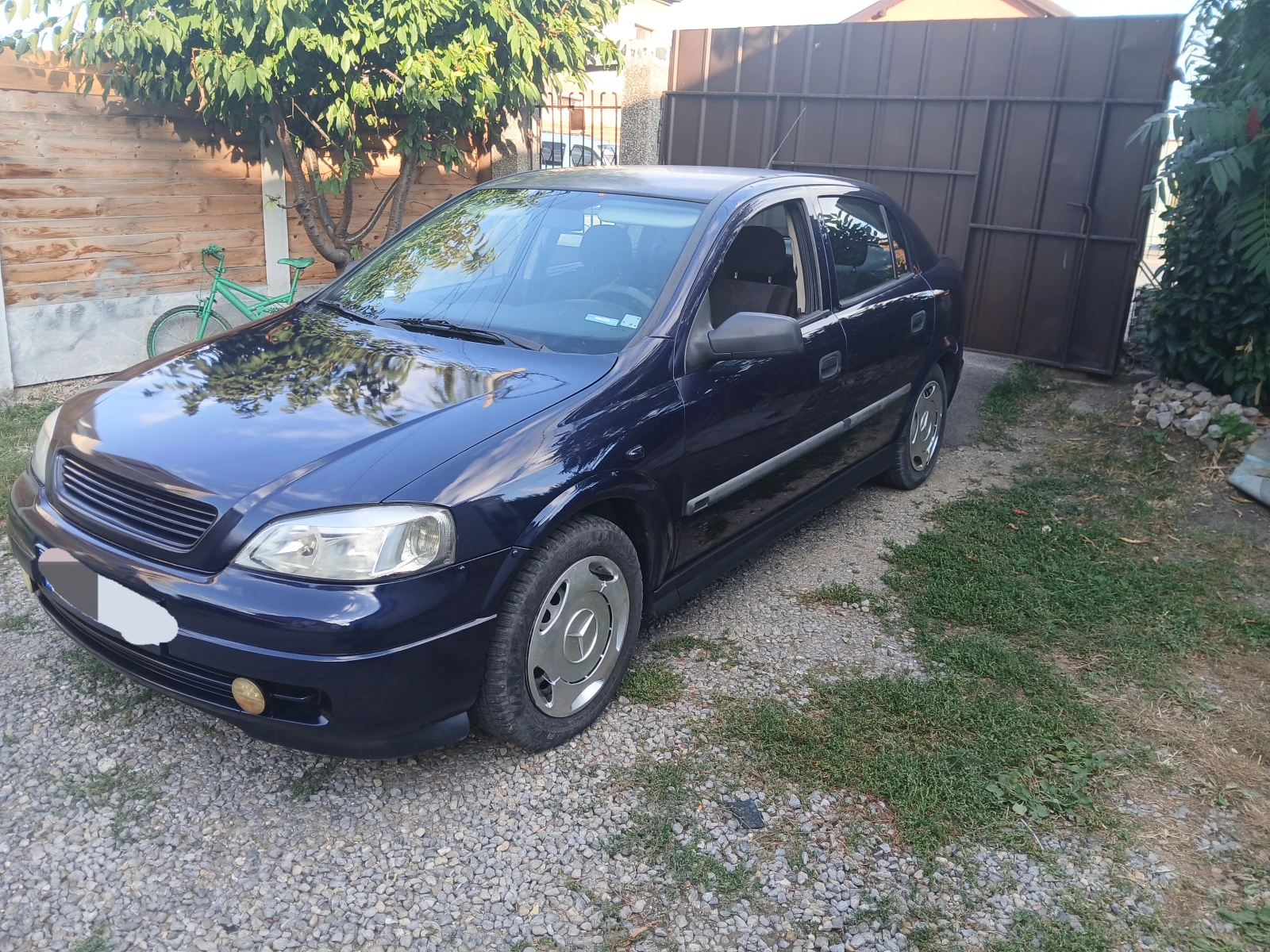 Opel Astra 1.6газ клима  гаражен  - изображение 4