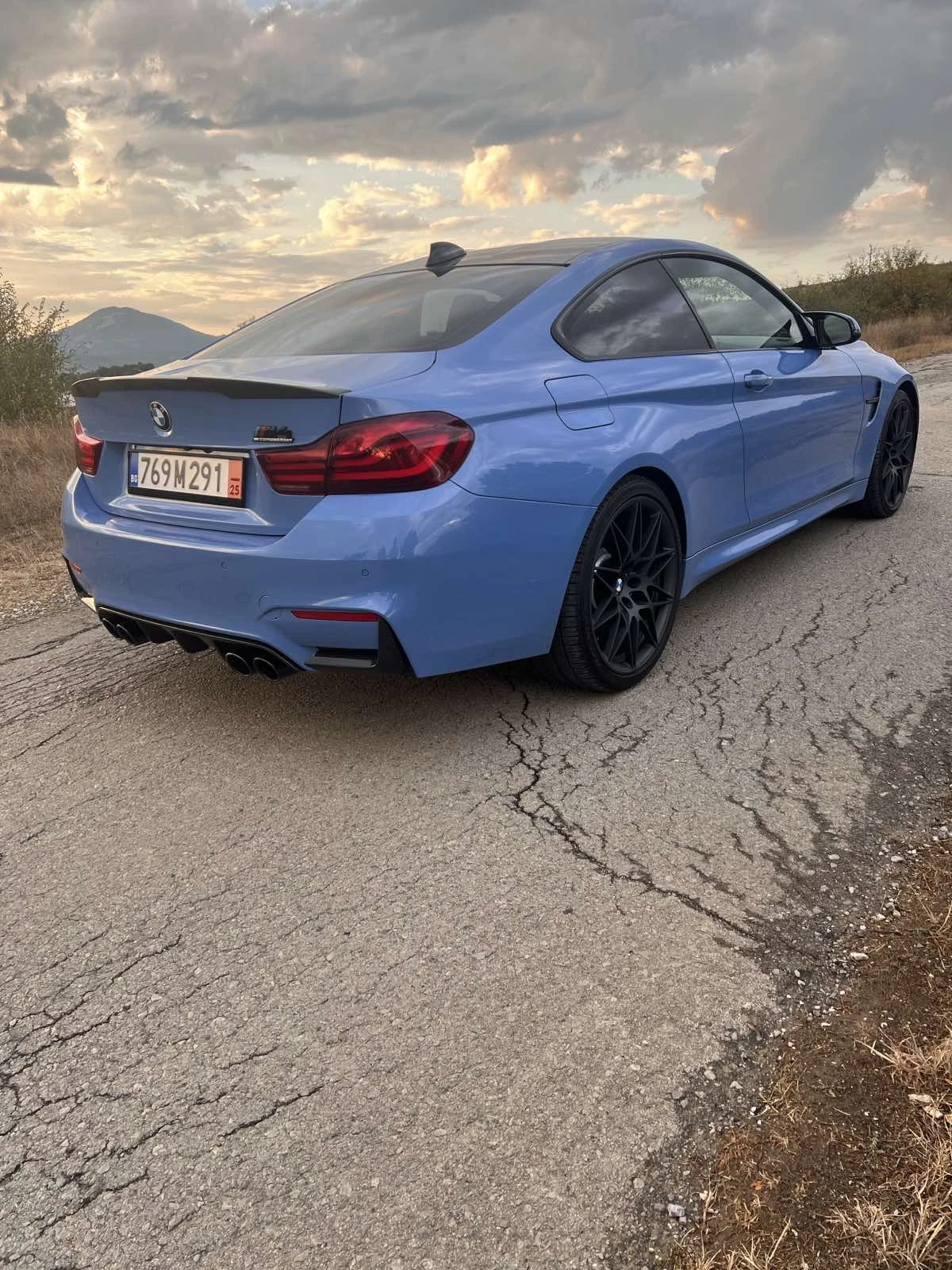 BMW M4 ///M M4Competition - изображение 8