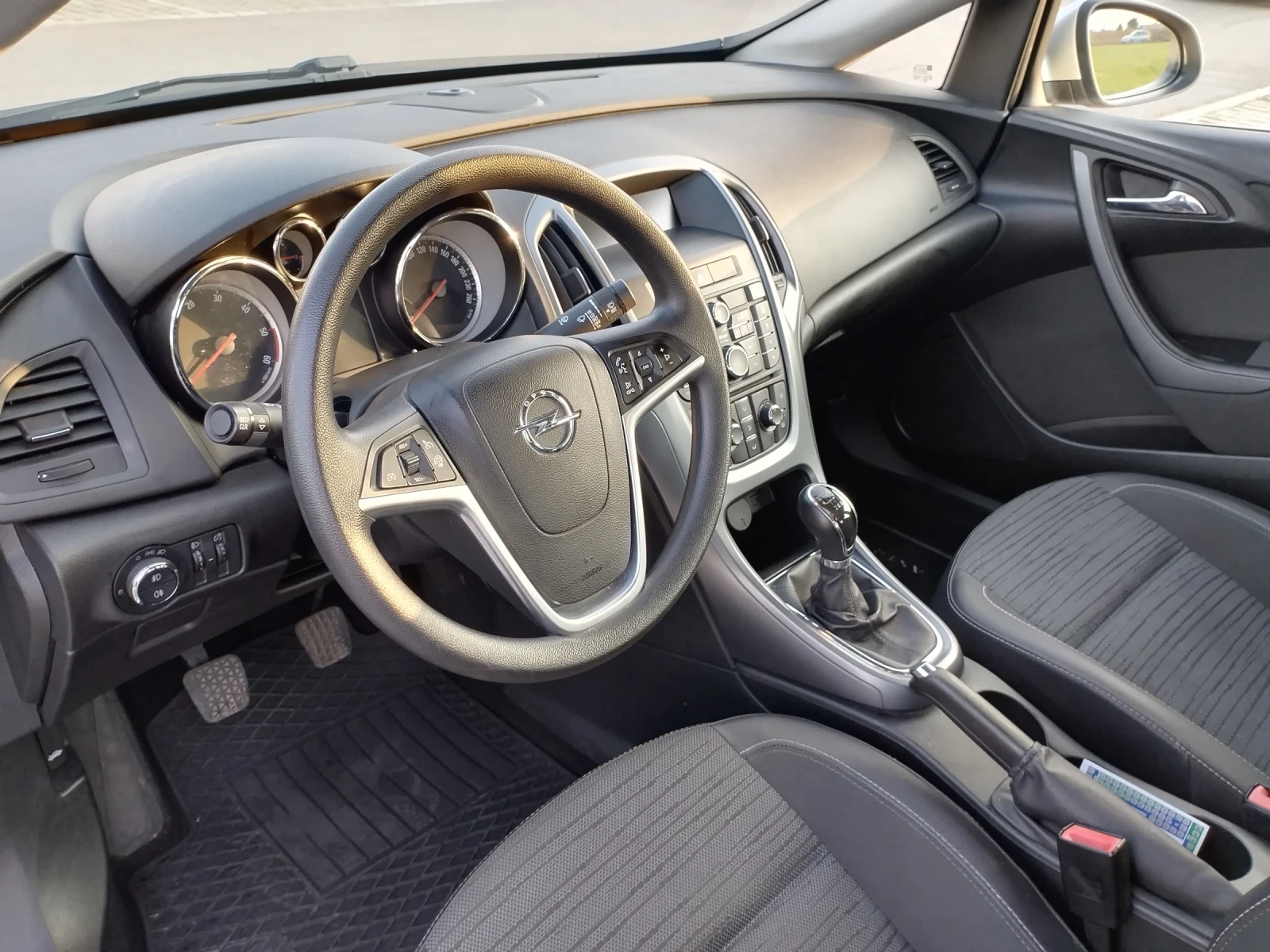 Opel Astra Сменена оригинална верига - изображение 7