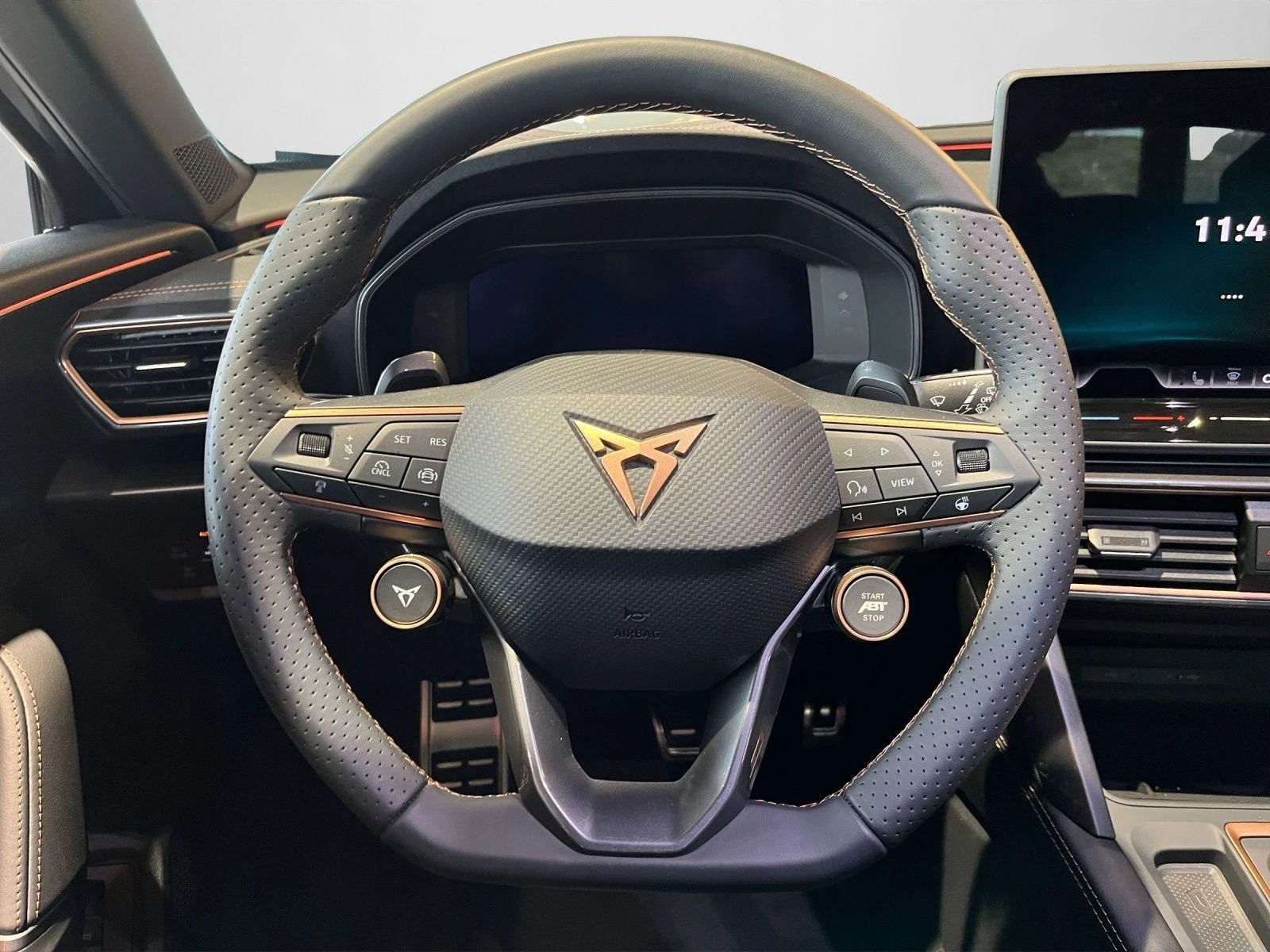 Cupra Formentor VZ* ABT* 400HP* DISTR* 360CAM* KEYLESS* LED - изображение 9