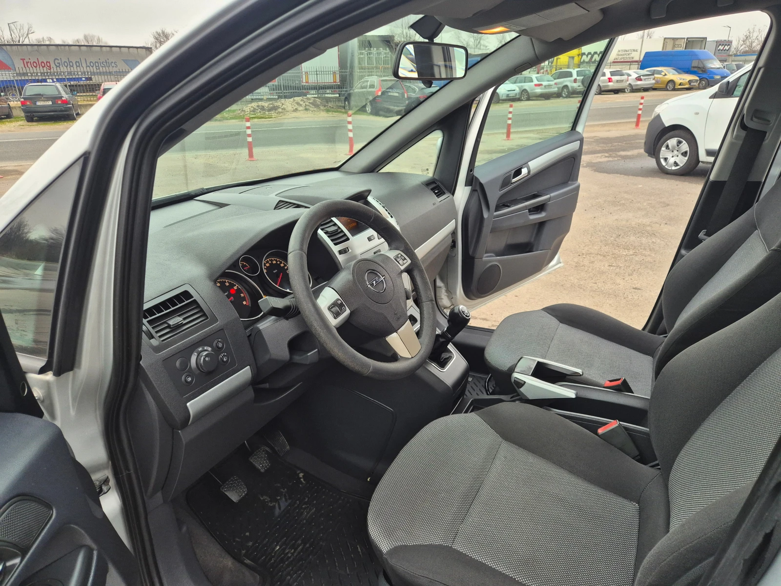 Opel Zafira 7-�����  | Mobile.bg � ����������� 13