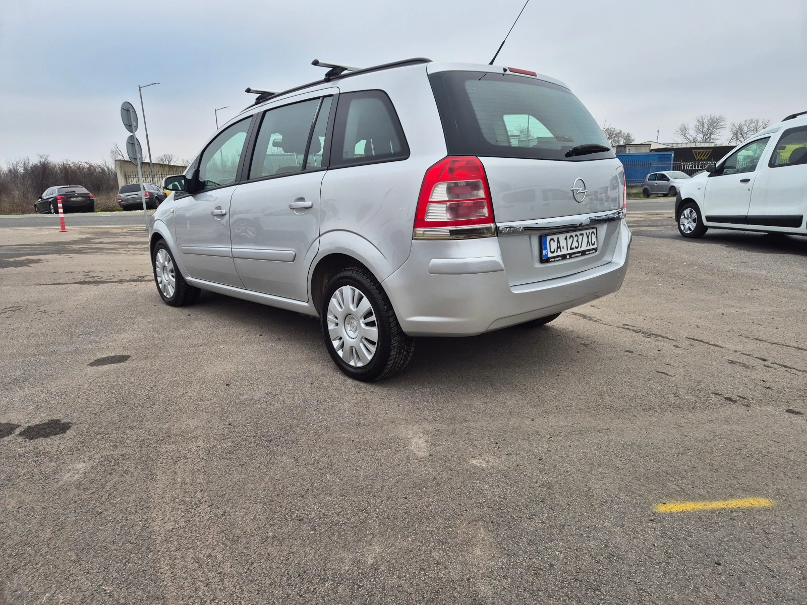 Opel Zafira 7-места  - изображение 3