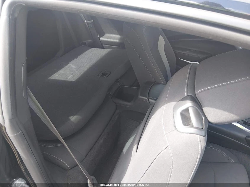 Chevrolet Camaro 3.6L V-6 DI, DOHC, VVT, 335HP Rear Wheel Drive, снимка 8 - Автомобили и джипове - 53891993