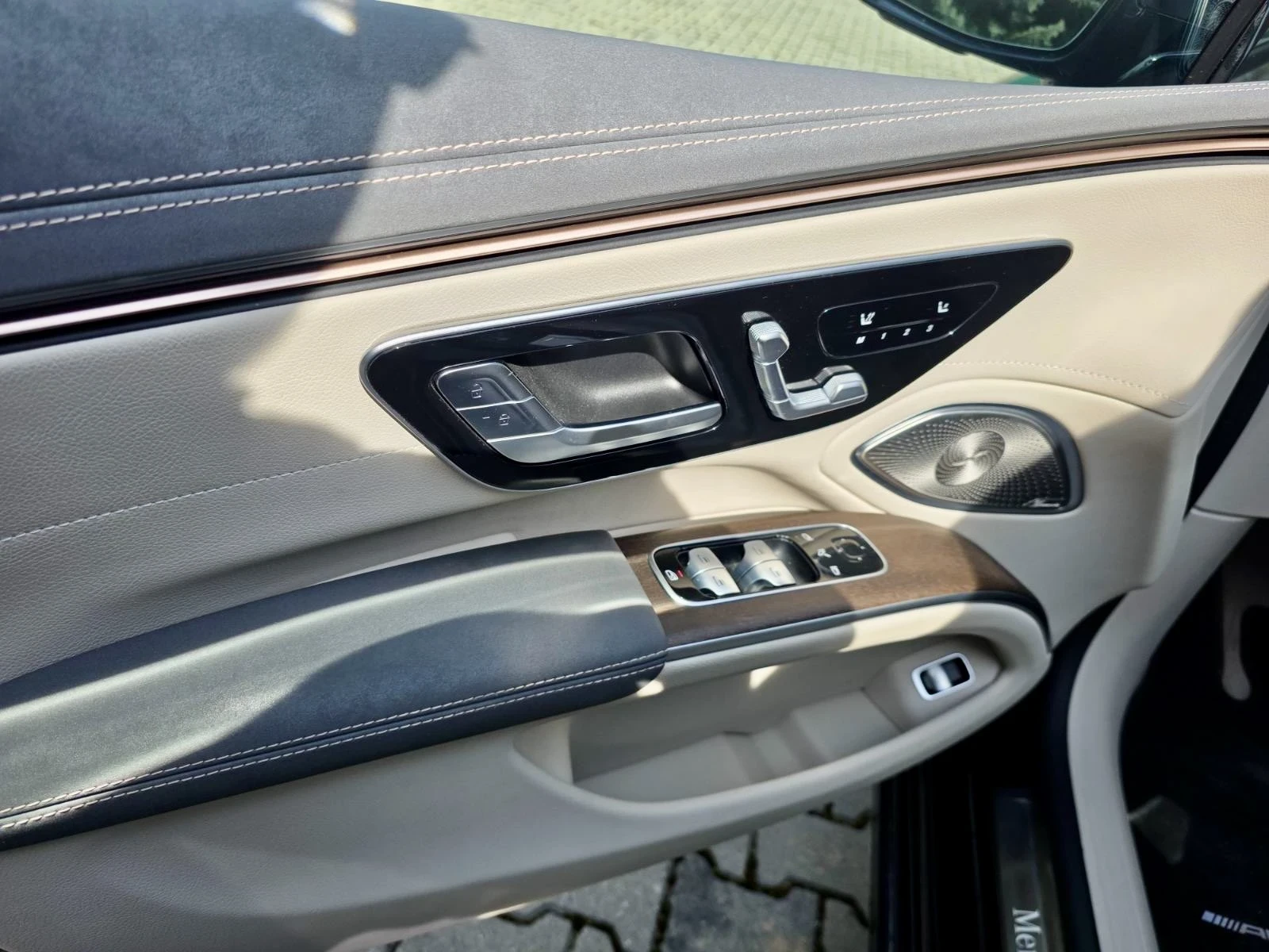 Mercedes-Benz EQS 450+ , снимка 6 - Автомобили и джипове - 53985378