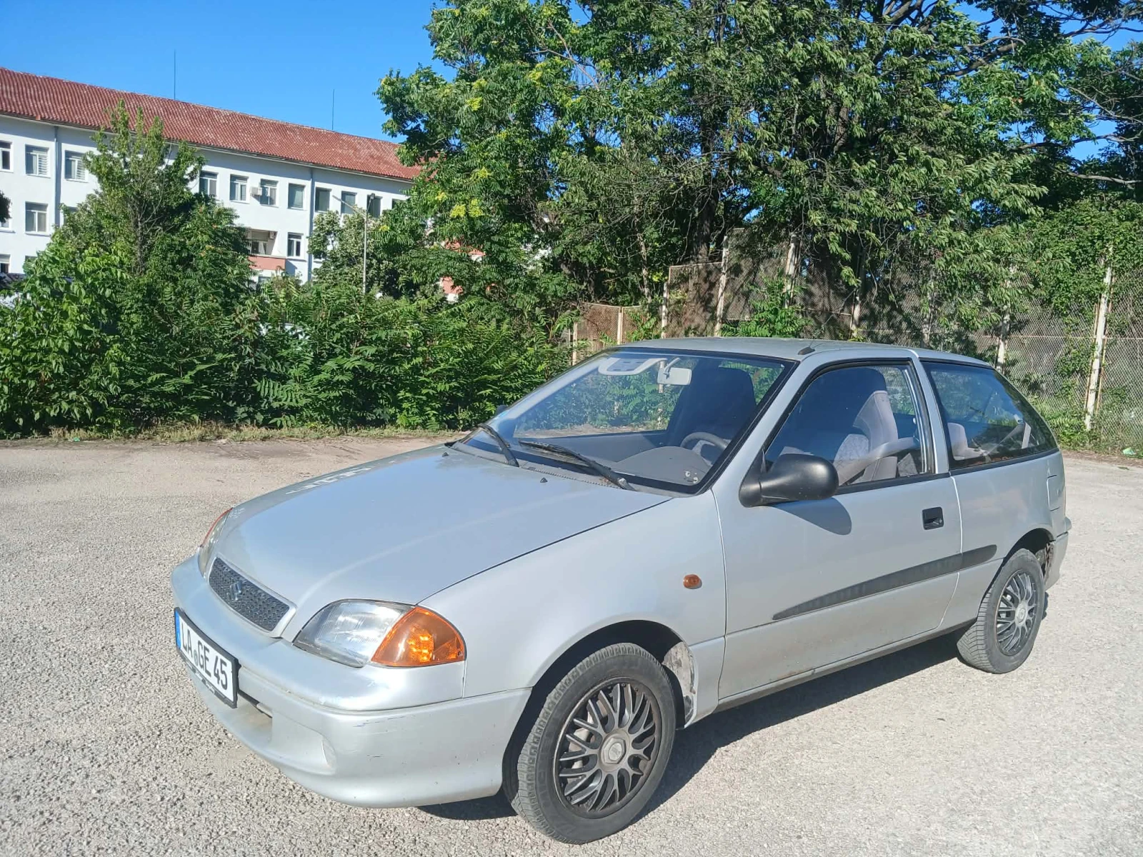 Suzuki Swift, снимка 3 - Автомобили и джипове - 55165689