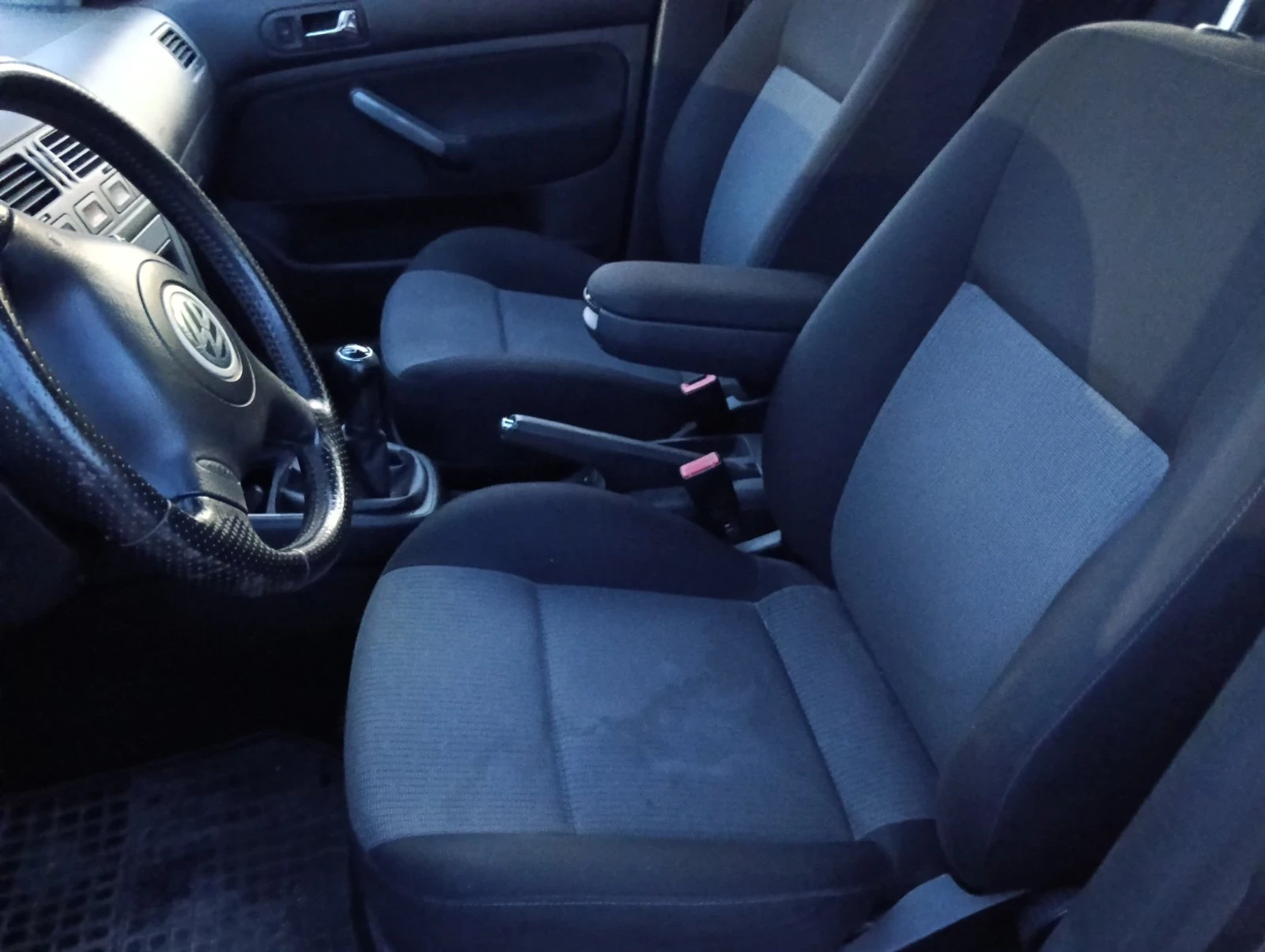 VW Bora 1.9tdi 90к.с, снимка 7 - Автомобили и джипове - 55286819