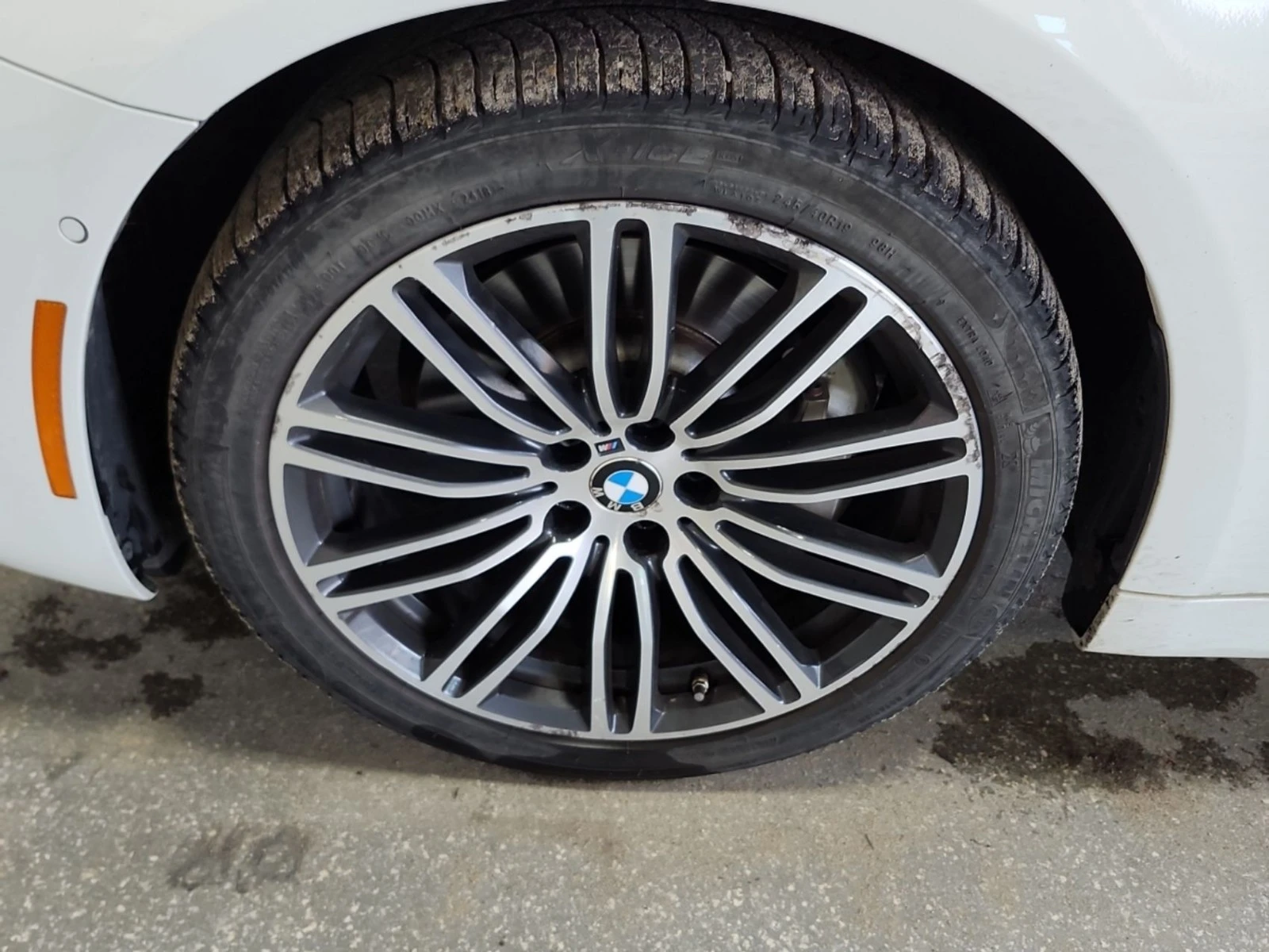 BMW 530 xDrive * M Pack * АвтоКредит * (ЦЕНА ДО БГ), снимка 7 - Автомобили и джипове - 55591890