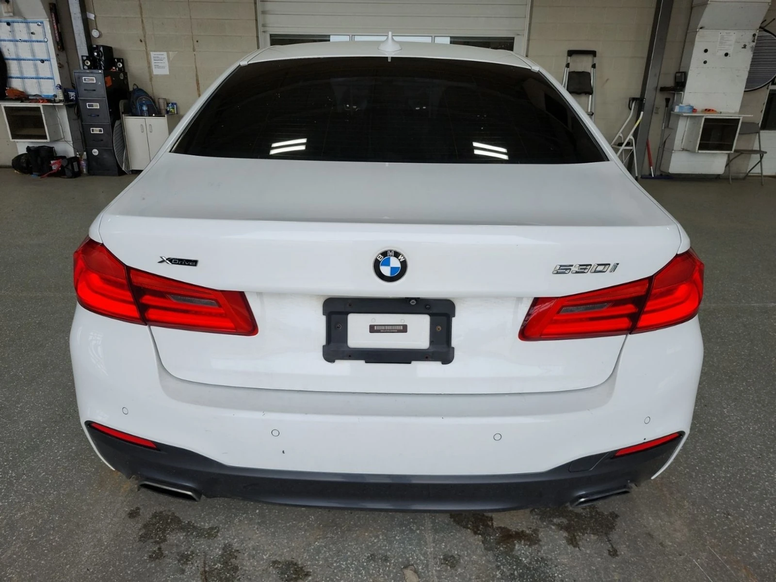 BMW 530 xDrive * M Pack * АвтоКредит * (ЦЕНА ДО БГ), снимка 6 - Автомобили и джипове - 55591890