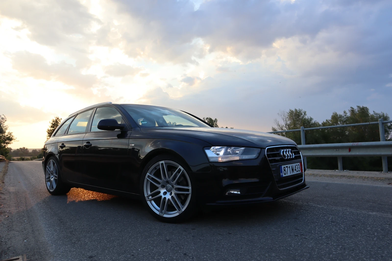 Audi A4 B8.5 Avant 3.0 TDI (245 к.с.) Quattro S-Tronic, снимка 4 - Автомобили и джипове - 55603393